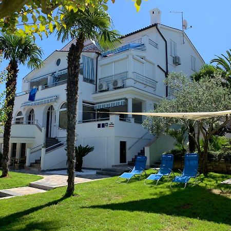 Apartmani Auer Pjescana Uvala Εξωτερικό φωτογραφία