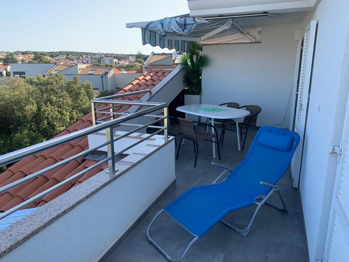 Apartmani Auer Pjescana Uvala Εξωτερικό φωτογραφία