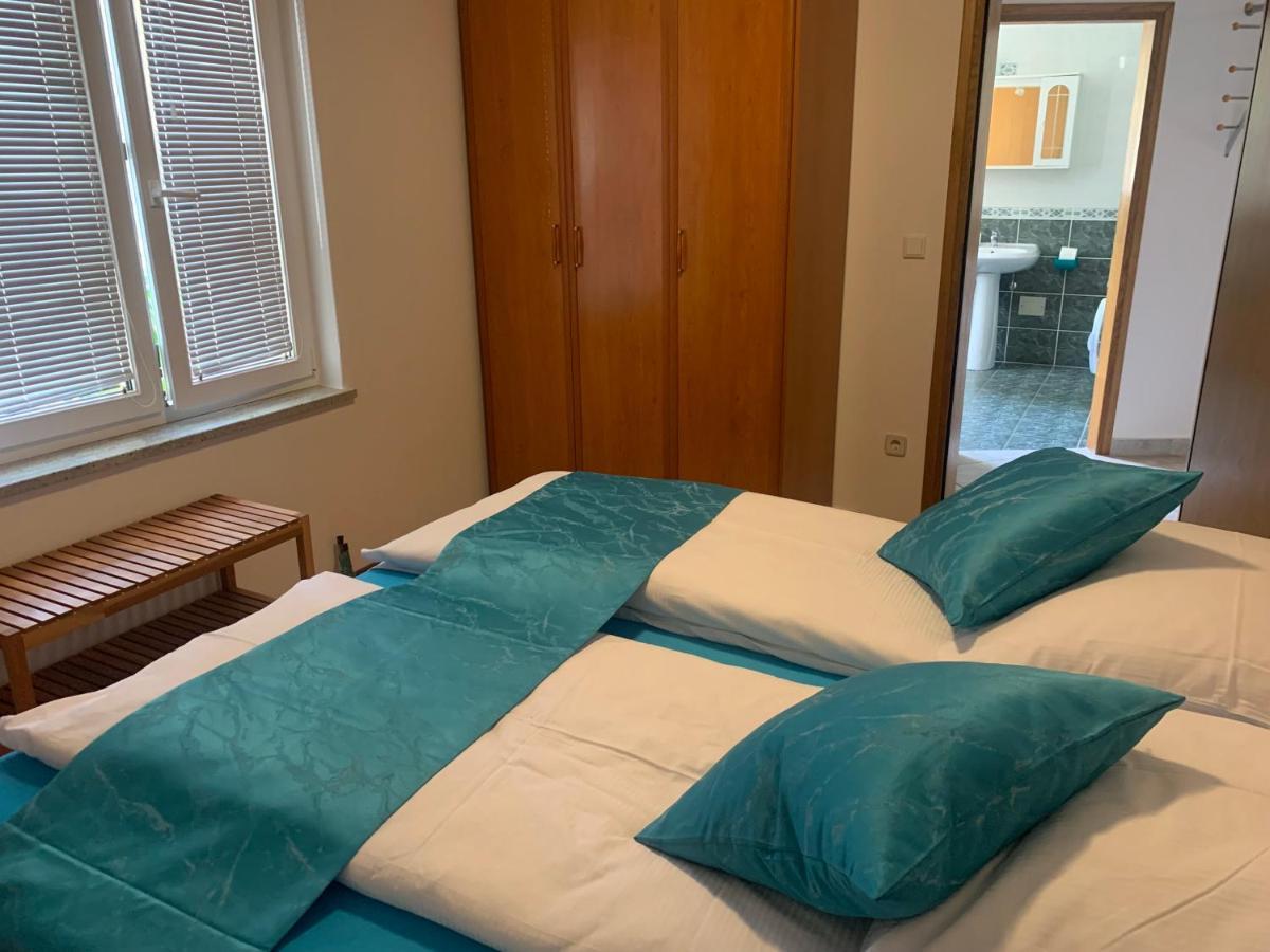 Apartmani Auer Pjescana Uvala Εξωτερικό φωτογραφία