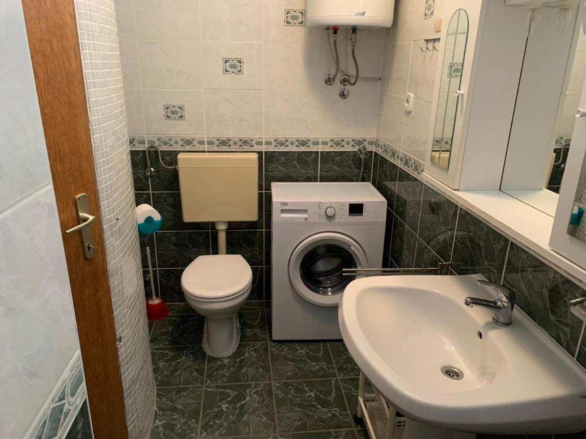 Apartmani Auer Pjescana Uvala Εξωτερικό φωτογραφία