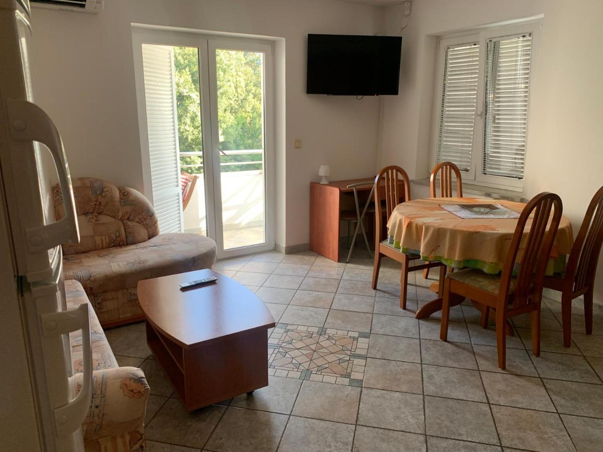 Apartmani Auer Pjescana Uvala Εξωτερικό φωτογραφία