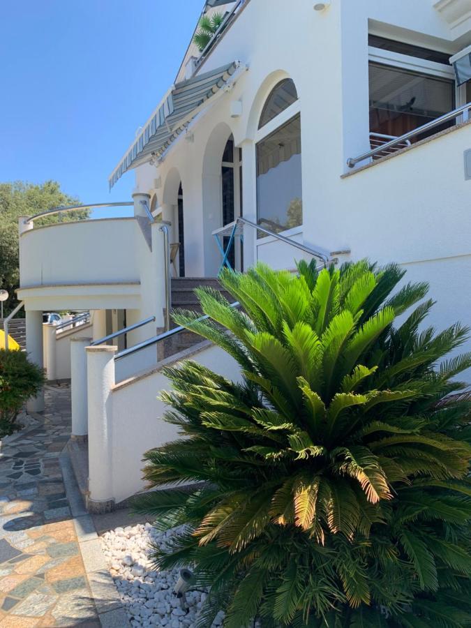 Apartmani Auer Pjescana Uvala Εξωτερικό φωτογραφία
